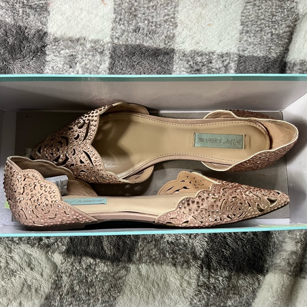 Betsy Johnson rose gold flats